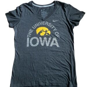Women’s Nike Iowa Hawkeyes Shirt XL